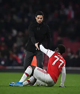 Mikel Arteta Comforts Distressed Bukayo Saka Amidst Arsenal-Chelsea Rivalry