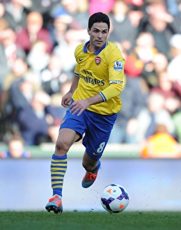 Mikel Arteta Focused: Arsenal vs. Stoke City, Premier League 2013-14