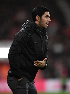 Images Dated 26th December 2019: Mikel Arteta at the Helm: Arsenal's Premier League Clash at AFC Bournemouth (2019-20)