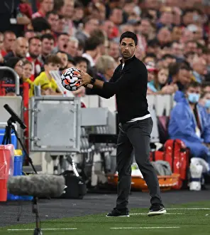 Mikel Arteta Leads Arsenal in Brentford Premier League Clash