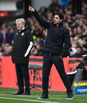 Images Dated 11th January 2020: Mikel Arteta Leads Arsenal at Crystal Palace: Premier League Clash, London 2020
