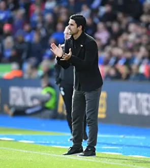Mikel Arteta Leads Arsenal Against Leicester City in Premier League Showdown