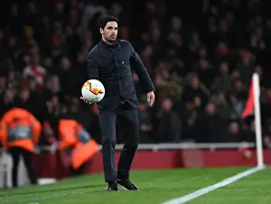 Mikel Arteta Leads Arsenal Against Olympiacos in Europa League Clash