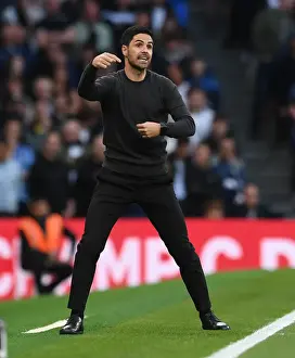 Mikel Arteta vs. Tottenhotspur: The Intense Showdown between Arsenal Boss and Premier League Rival (2021-22)