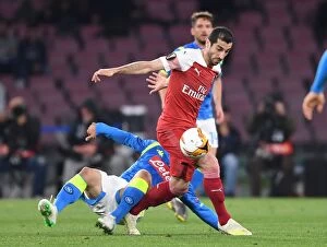 Napoli v Arsenal 2018-19 Collection: Mkhitaryan vs. Younes: A Europa League Showdown at Napoli's Stadio San Paolo
