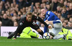 Monreal vs Rooney: Intense Battle at Goodison Park - Everton vs Arsenal, Premier League 2017-18