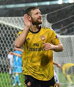 Mustafi Scores the Winner: Arsenal Triumphs in Europa League Clash against Vitoria Guimaraes