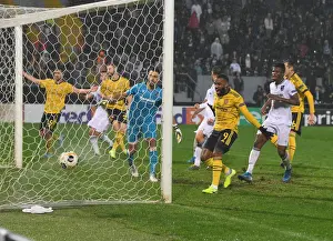 Mustafi Scores the Winner: Arsenal Triumphs Over Vitoria Guimaraes in Europa League