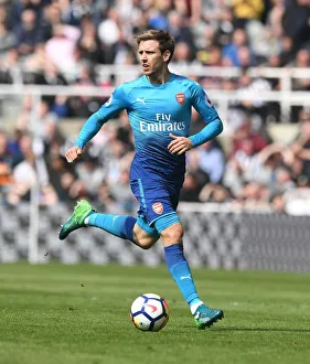 Newcastle United V Arsenal 2017-18 Prints: Nacho Monreal in Action: Arsenal vs. Newcastle United, Premier League 2017-18