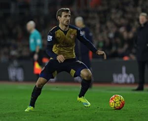 Images Dated 26th December 2015: Nacho Monreal in Action: Southampton vs. Arsenal, Premier League 2015-16