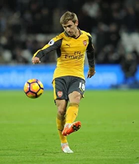 Images Dated 3rd December 2016: Nacho Monreal in Action: West Ham United vs. Arsenal, Premier League 2016-17