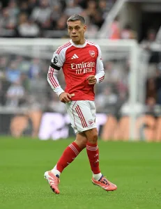 Newcastle United v Arsenal - Premier League