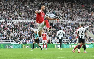 Newcastle United V Arsenal 2025-26 Prints: Newcastle United v Arsenal - Premier League