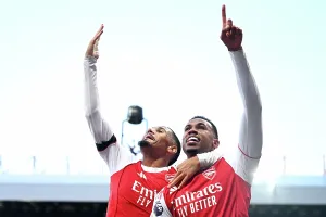 Newcastle United V Arsenal 2025-26 Prints: Newcastle United v Arsenal - Premier League