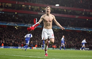 Arsenal V Dynamo Kyiv 2008-9 Prints: Nicklas Bendnter celebrates scoring the Arsenal goal