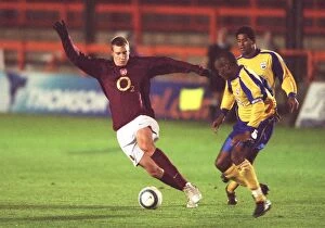 Images Dated 15th November 2005: Nicklas Bendtner (Arsenal) Darren Kenton (Southampton)