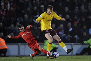 Nicklas Bendtner (Arsenal) Dean Cox (Orient). Leyton Orient 1:1 Arsenal Nicklas Bendtner (Arsenal) Dean Cox (Orient). Leyton Orient 1:1 Arsenal