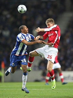 FC Porto v Arsenal 2008-9 Collection: Nicklas Bendtner (Arsenal) Fernando (FC Porto)