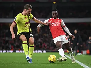 Nketiah vs Berge: A Battle of Wills in the Arsenal vs Burnley Premier League Clash (2023-24)