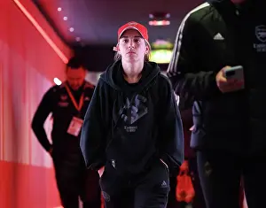 Arsenal Women V Manchester United Women 2022-23 Prints: Nobbs Gears Up: Arsenal Women vs Manchester United in Barclays WSL Showdown (November 2022)