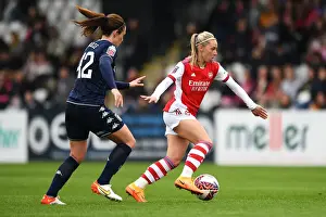 Nobbs vs. Corsie: A FA WSL Rivalry Unfolds - Arsenal Women vs. Aston Villa Women: Intense Battle on the Field