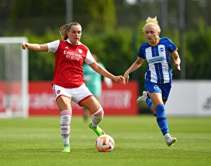 Arsenal Women V Brighton And Hove Albion Women - Pre Season 2022-23 Prints: Noelle Maritz Stars: Arsenal Women Overpower Brighton & Hove Albion Women in Pre-Season Friendly (2022-23)
