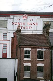 Images Dated 8th November 2005: The North Bank. Arsenal 3: 1 Liverpool. FA Barclays Premiership