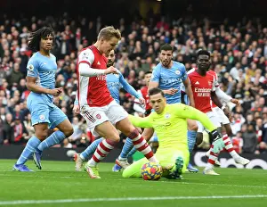 Odegaard vs Ederson: A Premier League Battle at Emirates Stadium - Arsenal vs Manchester City