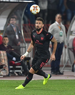 Olivier Giroud in Action: Arsenal vs. Red Star Belgrade, Europa League 2017-18