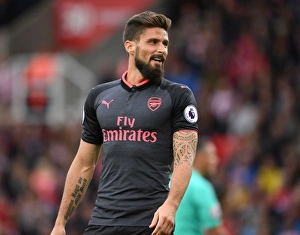 Olivier Giroud in Action: Stoke City vs Arsenal, Premier League 2017-18
