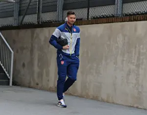 Olivier Giroud Arrives at Selhurst Park Ahead of Crystal Palace vs. Arsenal (2014-15)