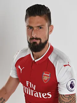 Olivier Giroud at Arsenal 2017-18 Team Photocall