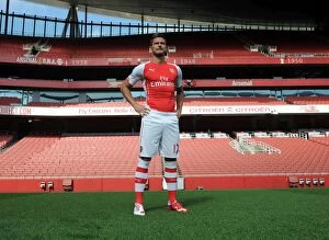 Olivier Giroud (Arsenal). Arsenal 1st Team Photocall. Emirates Stadium, 7 / 8 / 14. Credit