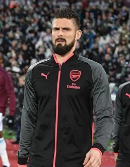 West Ham United v Arsenal 2017-18 Collection: Olivier Giroud: Arsenal Forward's Pre-Match Focus at London Stadium (West Ham United v Arsenal)