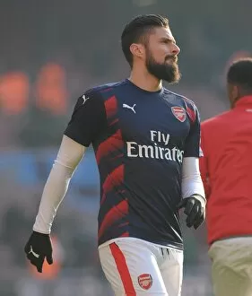 Images Dated 22nd January 2017: Olivier Giroud (Arsenal) before the match