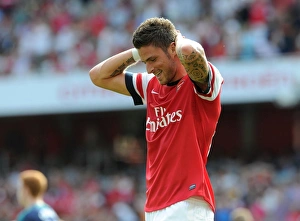 Arsenal V Sunderland 2012-13 Prints: Olivier Giroud: Arsenal Striker in Action Against Sunderland, Premier League 2012-13