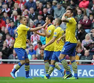Olivier Giroud celebrates scoring Arsenals 1st goal. Sunderland 1: 3 Arsenal. Barclays