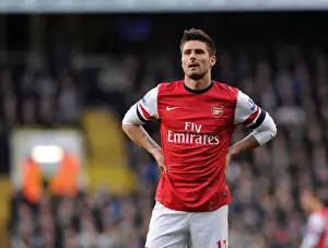 Olivier Giroud Faces Off Against Tottenham Hotspur in the Premier League