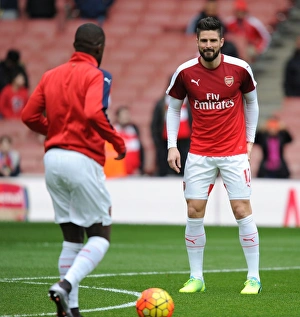 Arsenal V Chelsea 2015-16 Prints: Olivier Giroud Gears Up for Arsenal vs. Chelsea Showdown (2015-16)