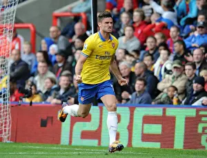 Olivier Giroud Scores Arsenal's Second Goal Against Crystal Palace (2013-14)
