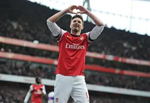 Olivier Giroud's Hat-Trick: Arsenal's Triumph Over Reading in the Premier League 2012-13