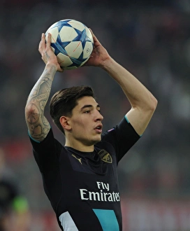 Olympiacos FC v Arsenal FC - UEFA Champions League Olympiacos FC v Arsenal FC - UEFA Champions League