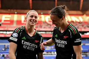 Olympic Lyonnais Women V Arsenal Women 2024-25 Prints: Olympique Lyonnais v Arsenal WFC - UEFA Women's Champions League Semi Final Second Leg Olympique Lyonnais v Arsenal