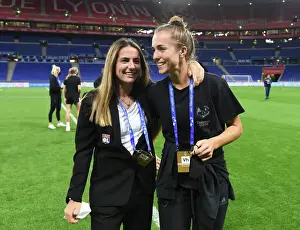 Olympic Lyonnais V Arsenal Women 2022-23 Prints: Olympique Lyonnais vs. Arsenal WFC: Group C - UEFA Women's Champions League Showdown