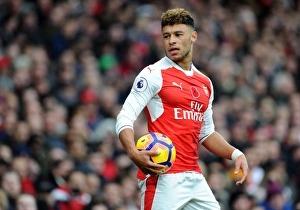Arsenal V Tottenham Hotspur 2016-17 Prints: Oxlade-Chamberlain's Showdown: Arsenal vs. Tottenham, 2016-17 Premier League Clash