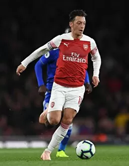 Arsenal v Leicester City 2018-19 Collection: Ozil 4 181022WAFC