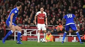 Arsenal v Leicester City 2018-19 Collection: Ozil 5 181022WAFC