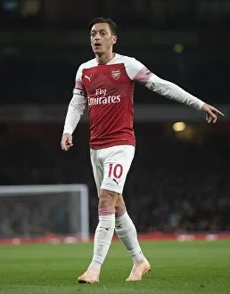 Arsenal v Leicester City 2018-19 Collection: Ozil 6 181022WAFC