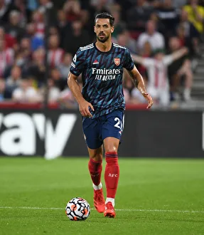 Pablo Mari in Action: Brentford vs Arsenal, 2021-22 Premier League