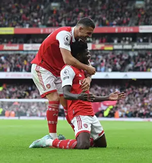 Partey and Xhaka Celebrate Arsenal's Fourth Goal Against Nottingham Forest (2022-23)